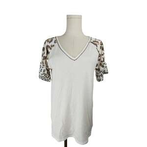 BiB! Women's Size S Waffle Knit V-Neck Top with Leopard Print Ruffle Sleeves